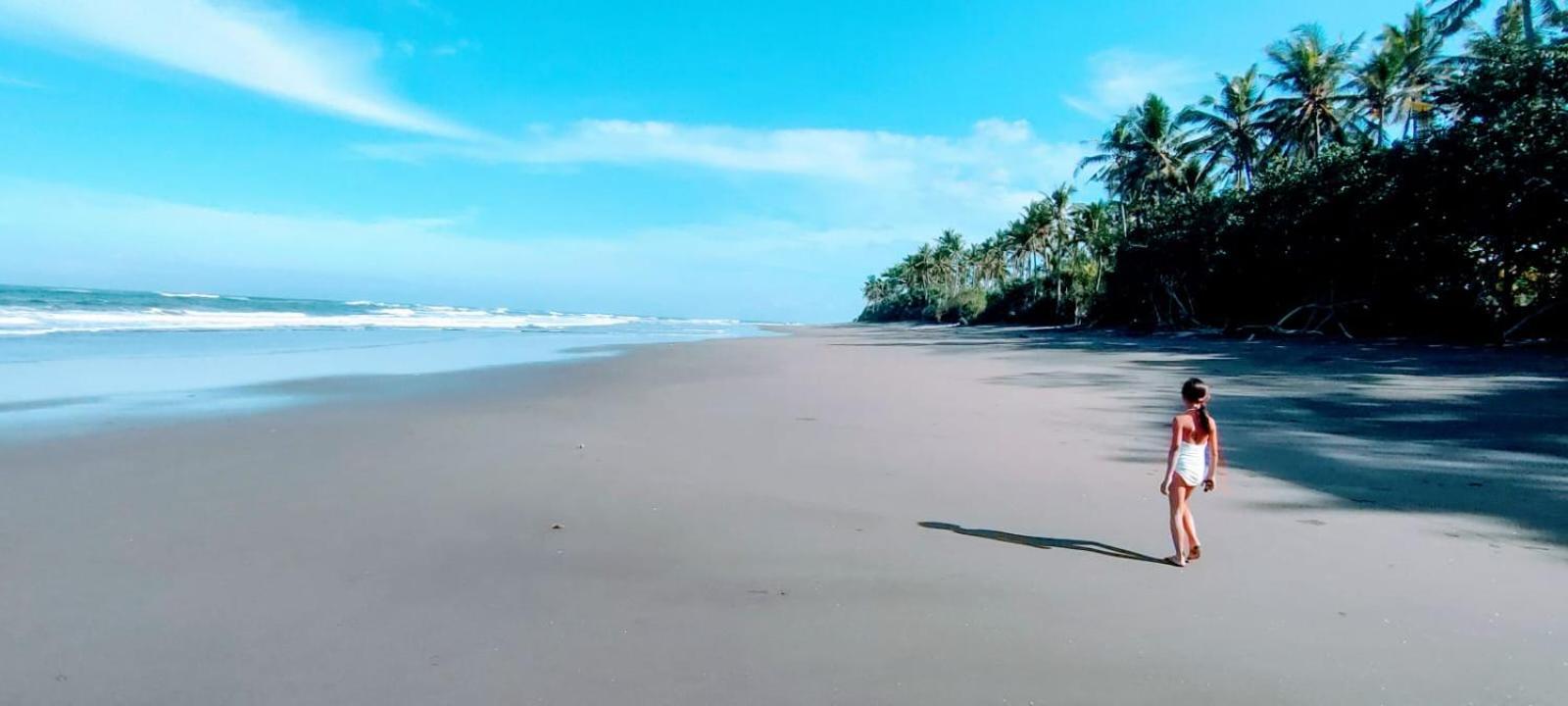 Gajah Mina Beach Resort Selemadeg  Kültér fotó